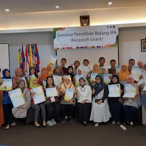 Menerima hibah research STEM, SEAMOLEC dan SEAQIS 2019